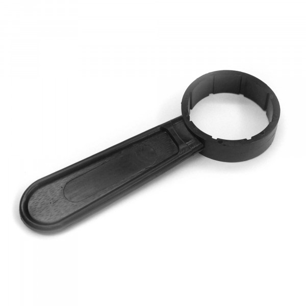 Canister wrench DIN45