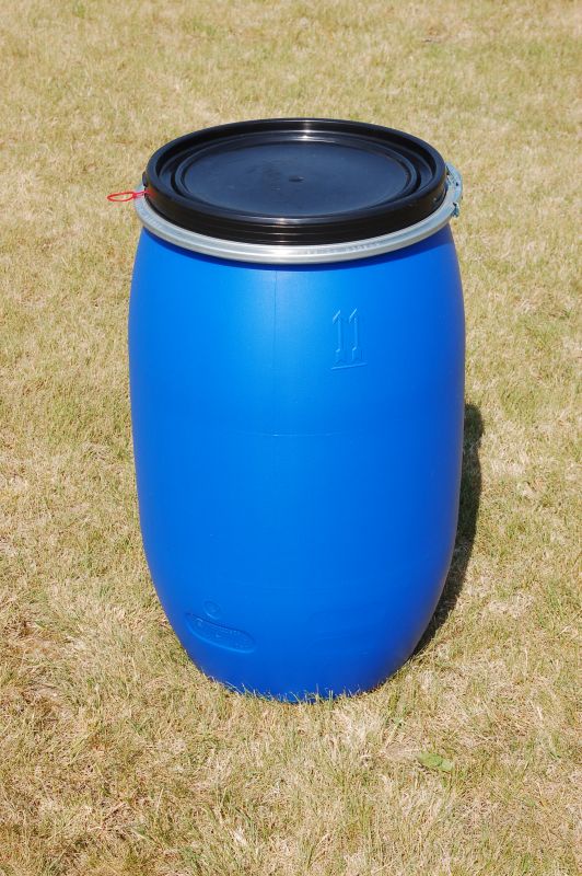 weithalsfass 120 Liter Blau mit Spannverschluss. Neu und Lebensmittelecht aus  Polyethylen